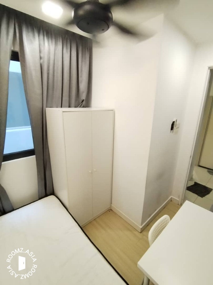 Single room for rent at H2O Residences