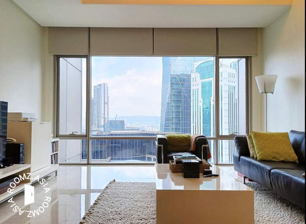 Single room for rent at with private 🛁bathroom