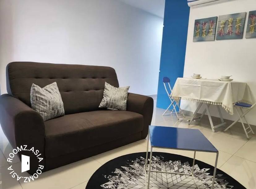 Studio room for rent at with private 🛁bathroom