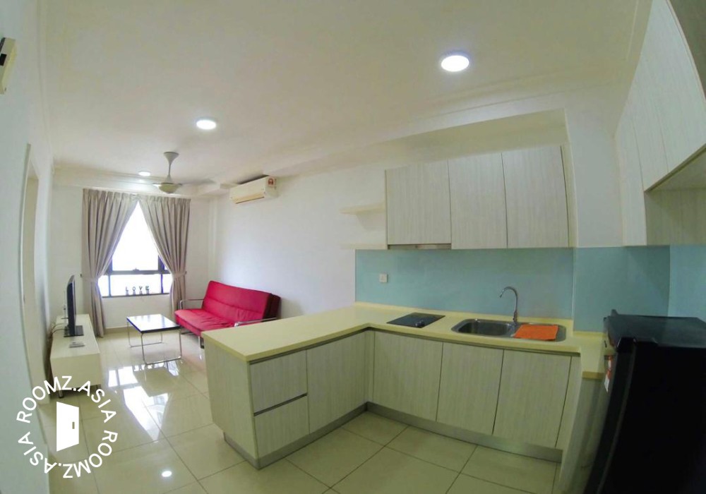 Single room for rent at with private 🛁bathroom