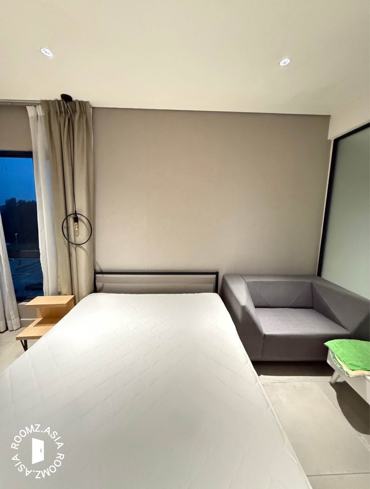 1 bedroom 1 bathroom condominium for rent in The Parque Residences