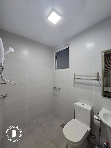 Unit E12-08 Master Room 1 for Rent @ Nadayu 801 Subang Murni Apartment