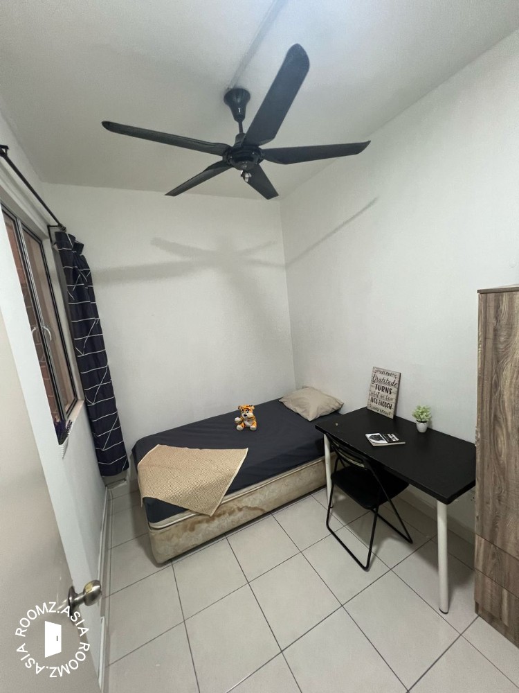 🛏️ Private Room for Rent – Cozy, Quiet, and Move-In Ready!