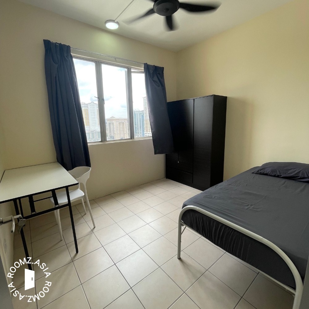 FREE Utilities, Direct walk to Sunway BRT, BRAND NEW Furniture, Immediate Move in!