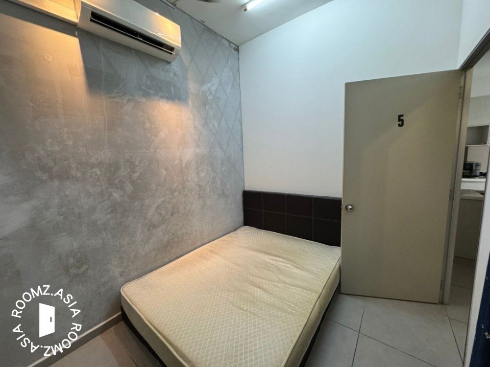 ** D’Sands Residence @ Old Klang Road – Room for Rent!**