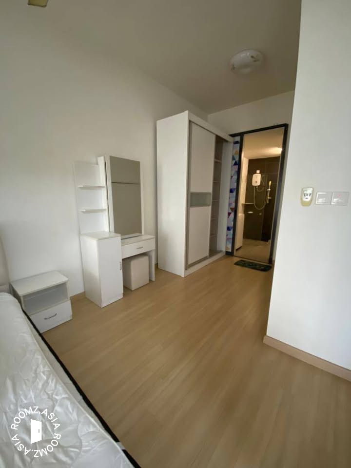 Studio room for rent at Subang Bestari with private 🛁bathroom