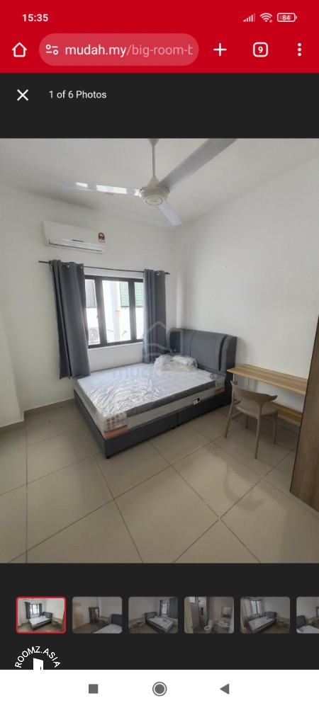 Middle room to rent out prefer 👩female- Cybersouth