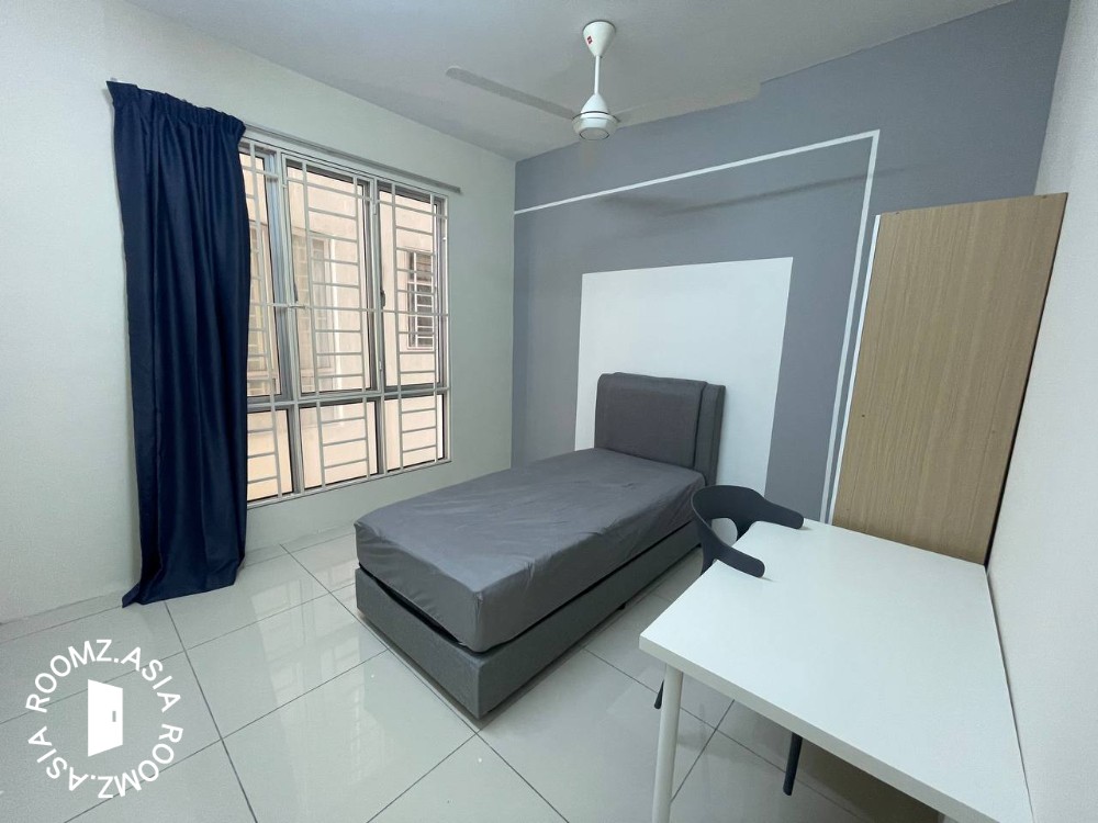 Small room at PV20 Setapak. Free wifi. Near PV128/Sri Rampai/Danau Kota/Gombak/Sentul/Ampang/DUKE