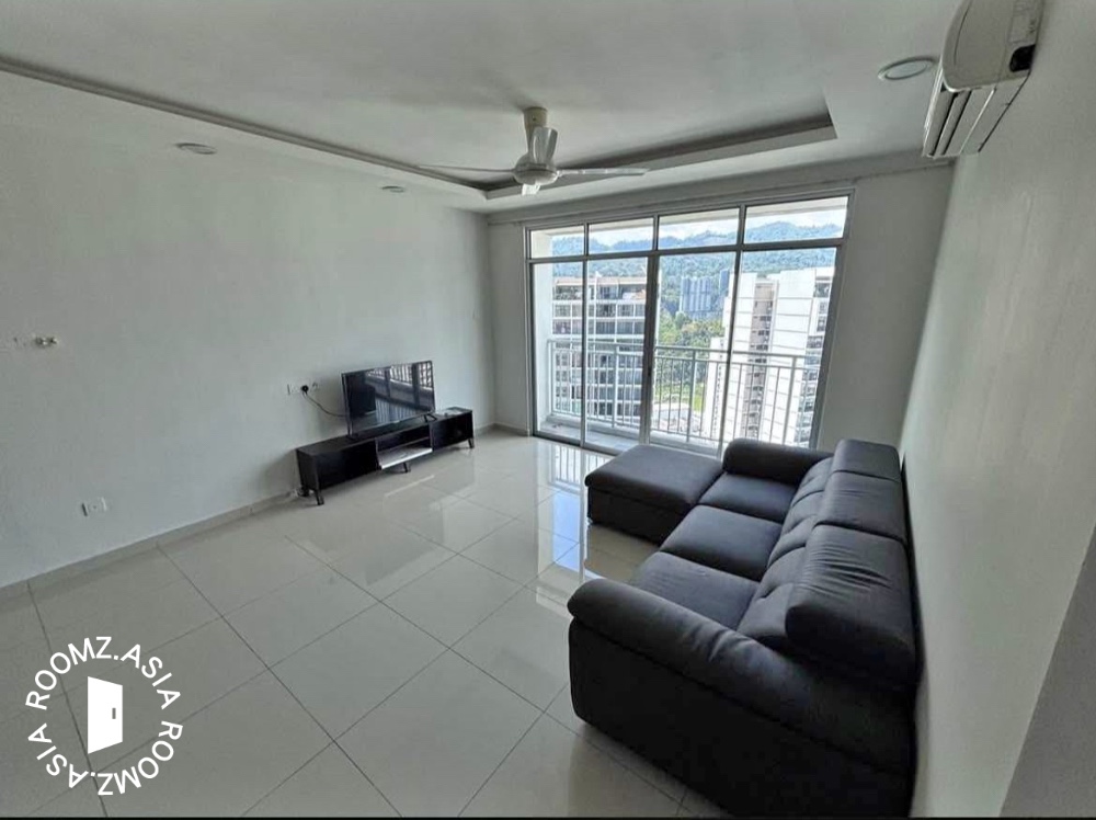 Fully furnished studio unit